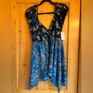 NWT FREE PEOPLE TOP sz lg